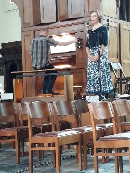 orgeldemonstratie en concert  door Johan Famaey (orgel) en Annalivia Bekaert (zang).