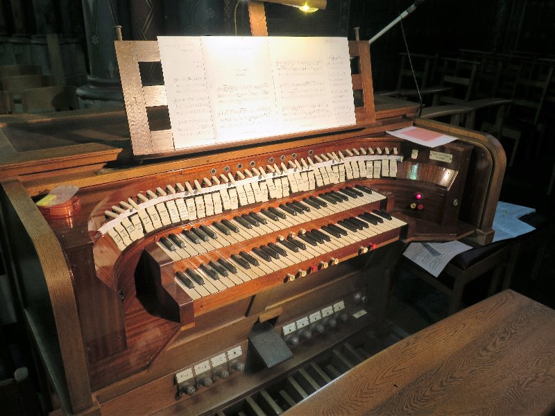 speeltafel orgel in de basiliek