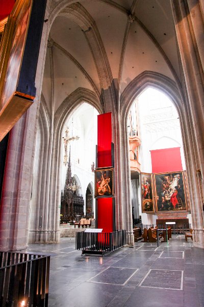 Onze-Lieve-Vrouwekathedraal te Antwerpen