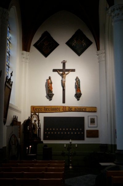 Heusden, Heilig Kruiskerk.