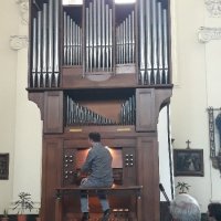 orgelbespeling en demonstratie door Mithra Van Eenhooge.